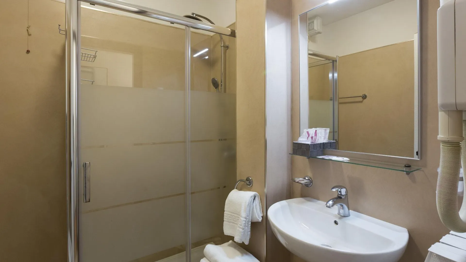 Hotel Airmotel Μέστρε