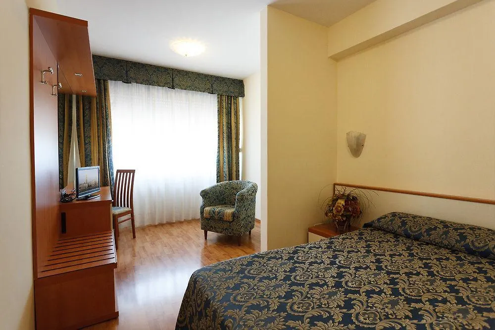 Hotel Airmotel Μέστρε 3*,