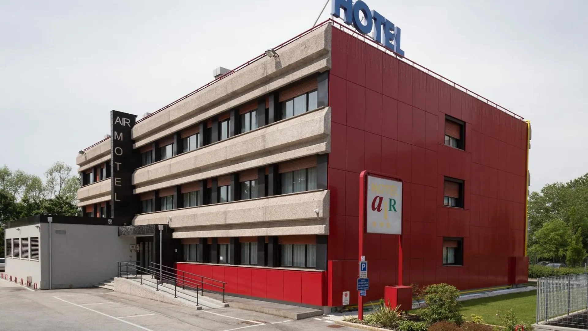 Hotel Airmotel Μέστρε