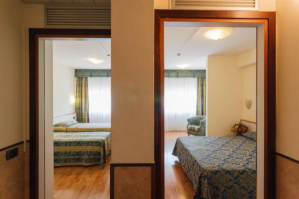 Hotel Airmotel ميستر