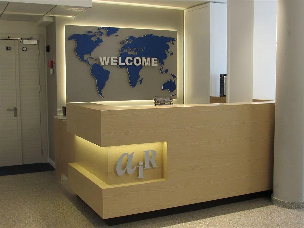 Hotel Airmotel ميستر