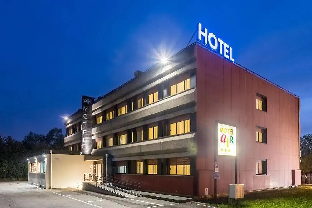 Hotel Airmotel ميستر